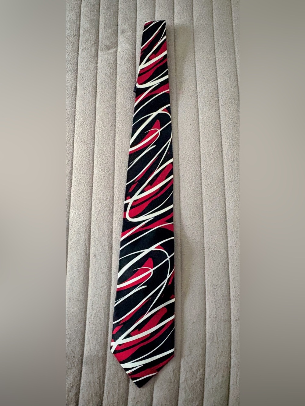 🎶 👔 👠
Jerry Garcia from the band 
The Grateful Dead rare collectors item tie.